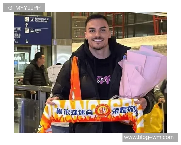 山东泰山正式签约25岁葡萄牙中卫阿尔瓦罗助力球队新赛季